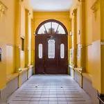 Apartment Lakowa Charming By Bookinghost *