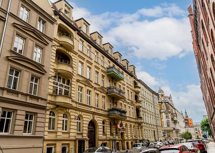 Lakowa Charming By Bookinghost * 波兹南