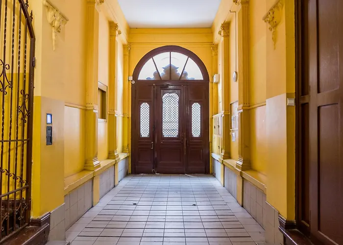 公寓 Lakowa Charming By Bookinghost *